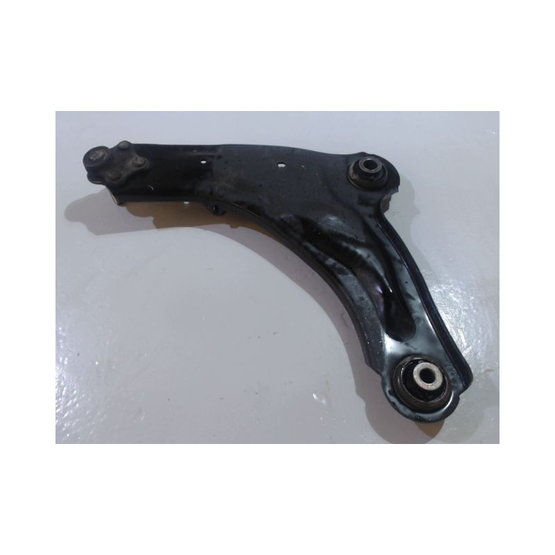 TRIANGLE INFERIEUR AVANT DROIT RENAULT LAGUNA II 2005-2007