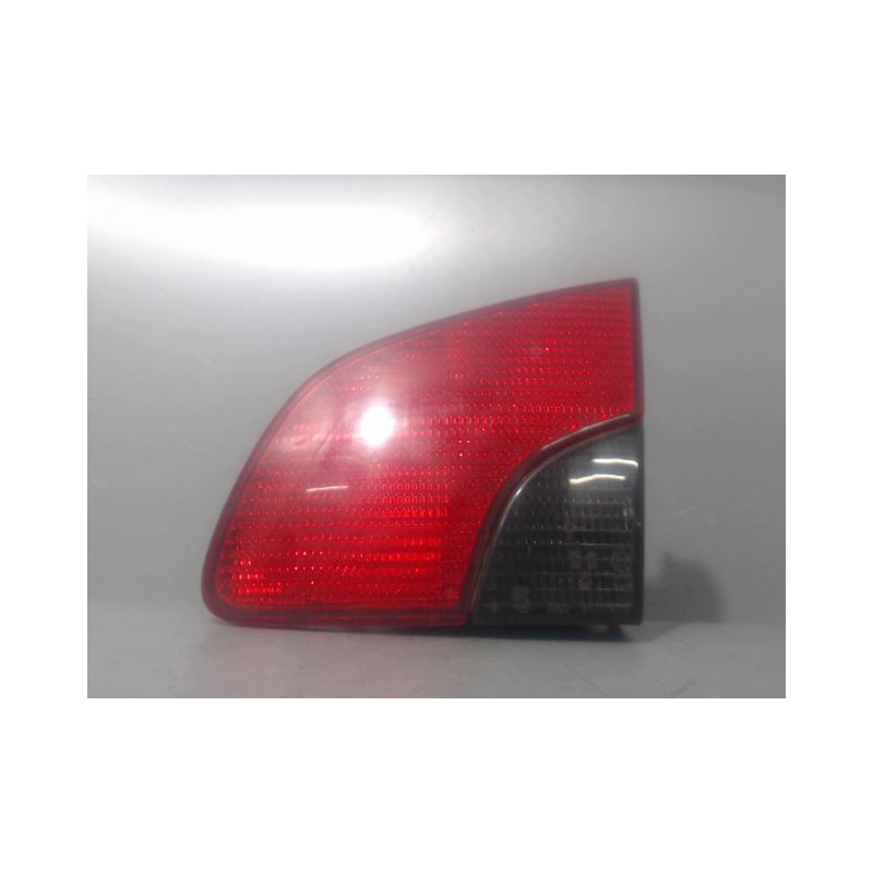 FEU ARRIERE INTERIEUR DROIT PEUGEOT 406 BREAK 99-04