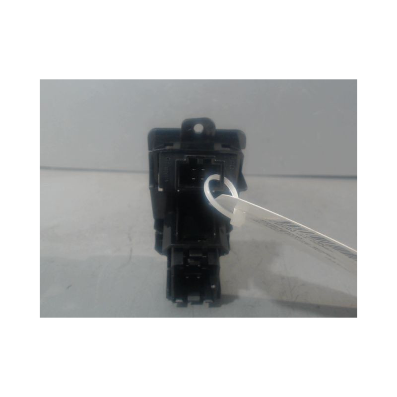 BOUTON DE WARNING SEAT LEON 2009-