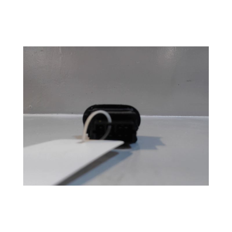 COMMANDE LEVE-GLACE PORTE AVD CITROEN C3 2005-