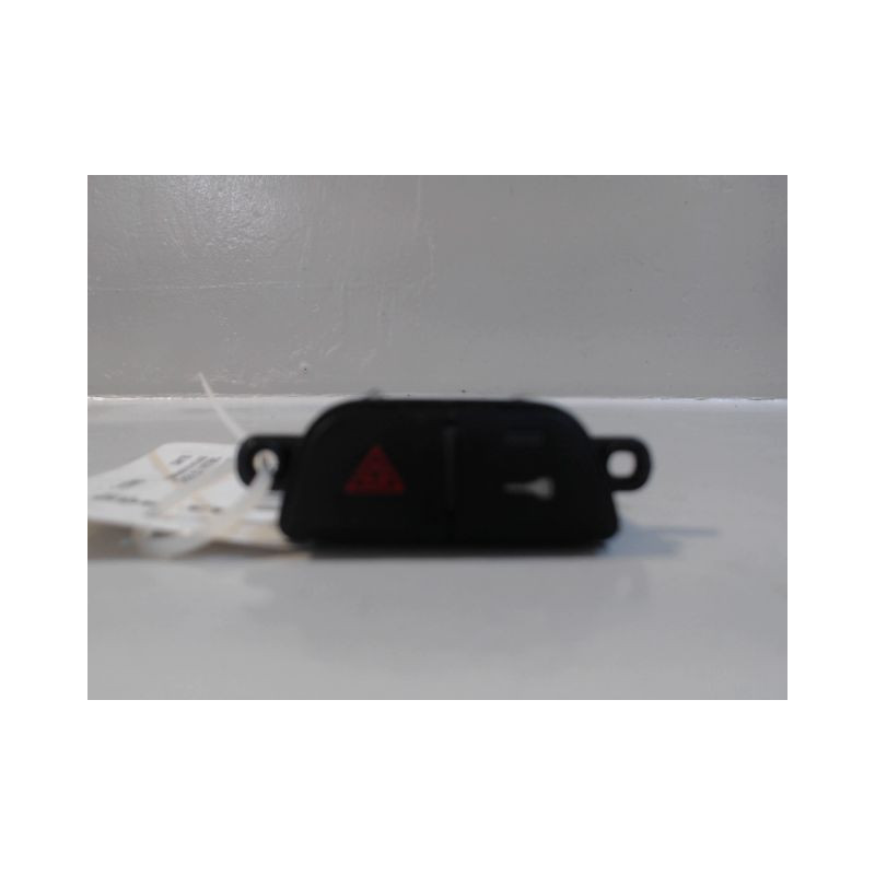 BOUTON DE WARNING ALFA ROMEO MITO -08
