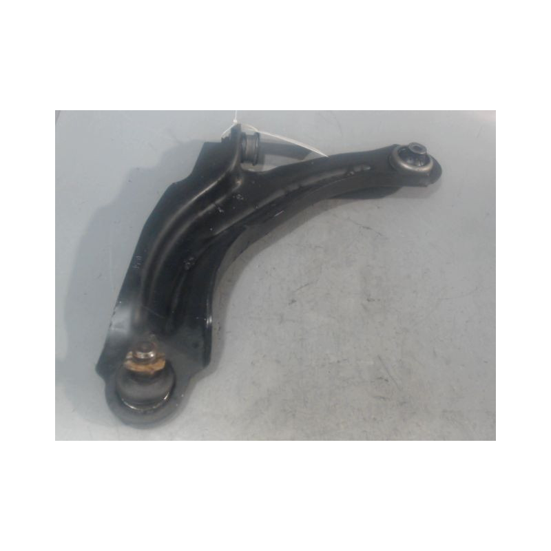 TRIANGLE INFERIEUR AVANT GAUCHE RENAULT CLIO IV