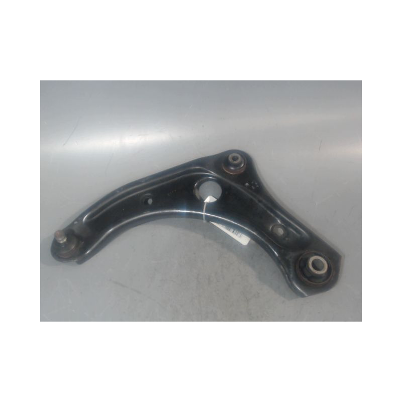 TRIANGLE INFERIEUR AVANT GAUCHE NISSAN MICRA 2009-