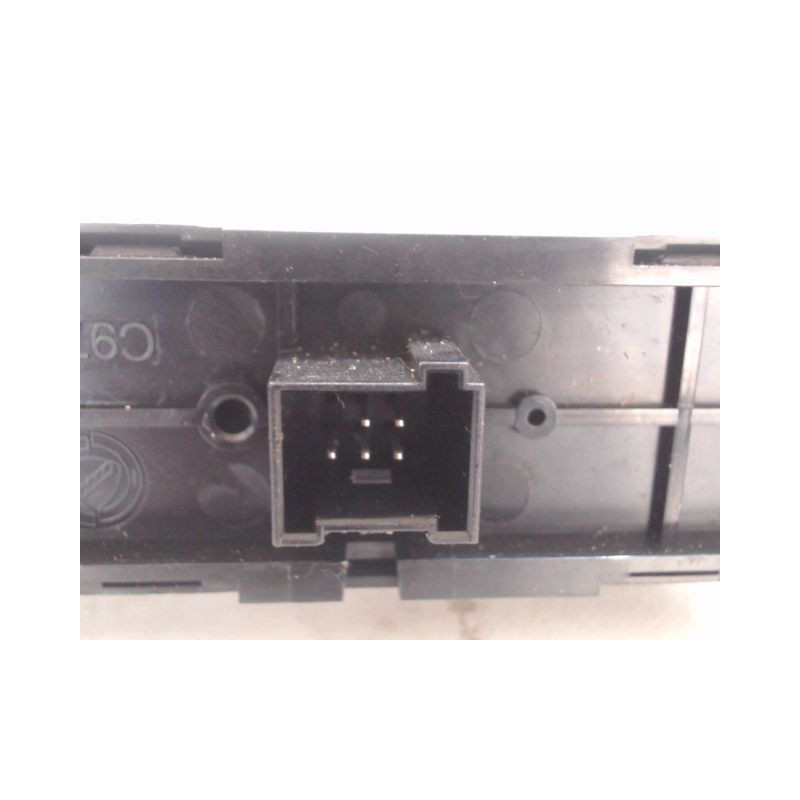 BOUTON DE WARNING FIAT 500 2007-