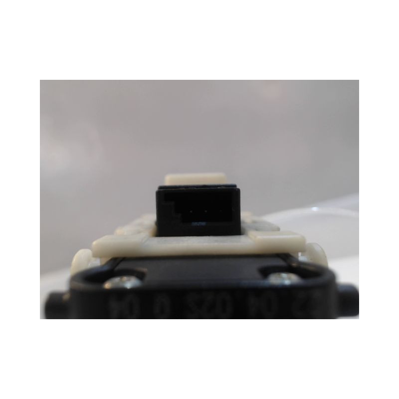 COMMANDE LEVE-GLACE PORTE ARG MERCEDES CLASSE C 2000-