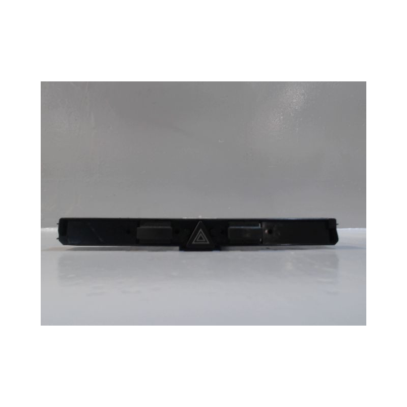 BOUTON DE WARNING OPEL ASTRA 2004-