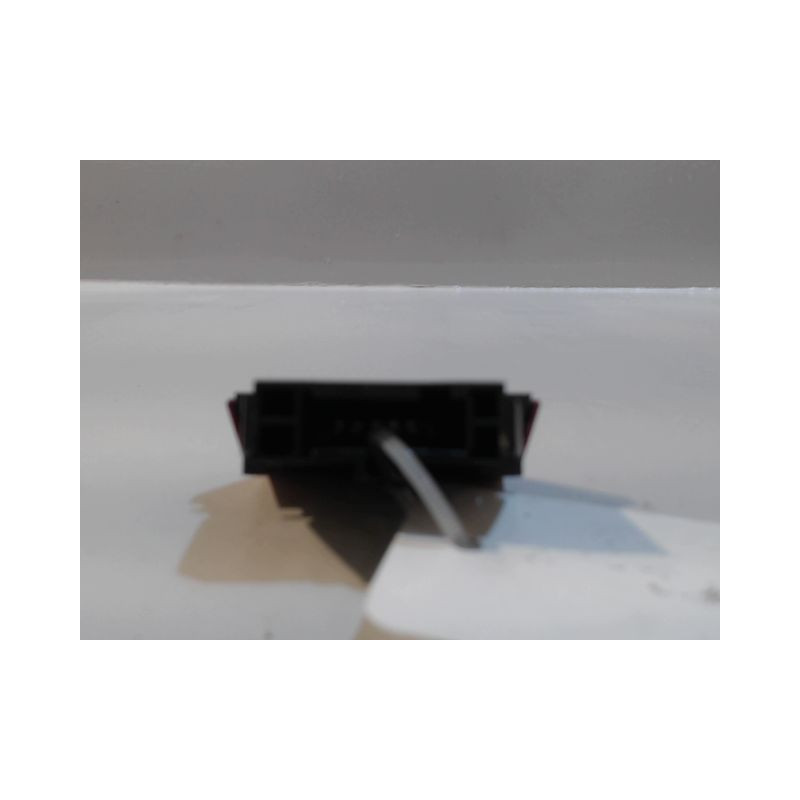 BOUTON DE WARNING FIAT STILO 3P