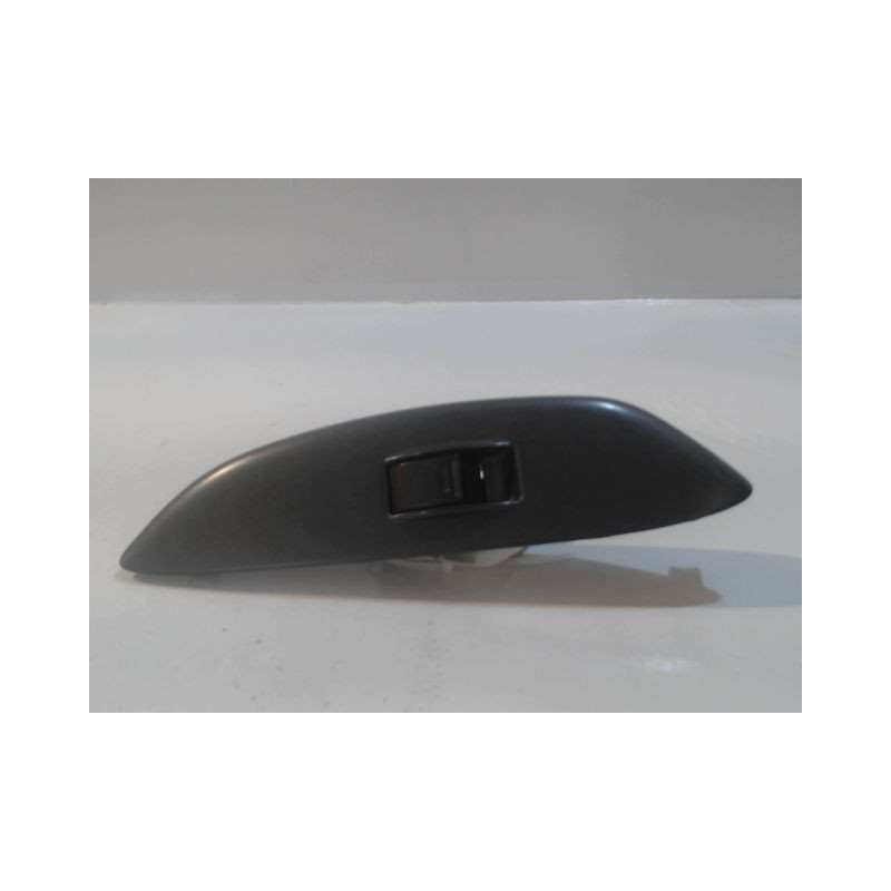 COMMANDE LEVE-GLACE PORTE AVD TOYOTA YARIS -2003