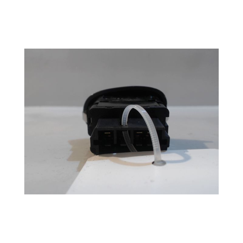 COMMANDE LEVE-GLACE PORTE ARD CITROEN C3 2005-