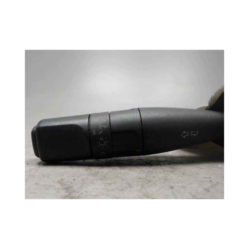 COMMANDE CLIGNOTANT PEUGEOT 206