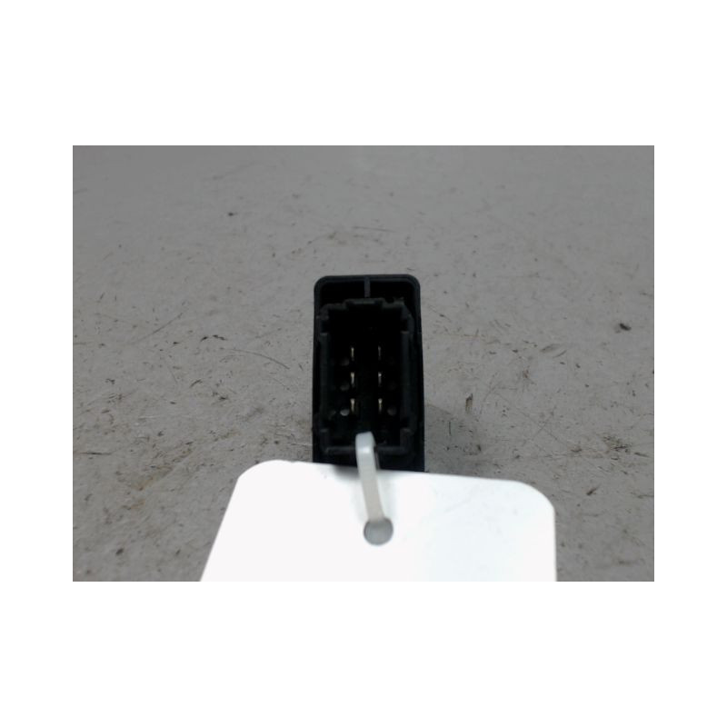 COMMANDE LEVE-GLACE PORTE AVD PEUGEOT 207