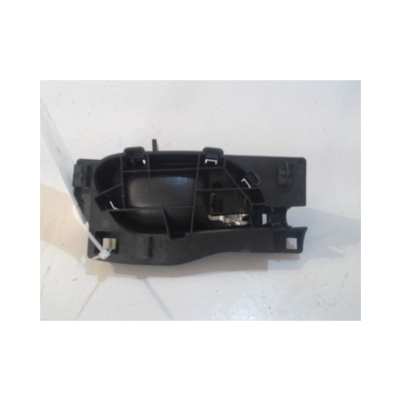 POIGNEE INTERIEURE PORTE AVANT GAUCHE CITROEN C4 04-08