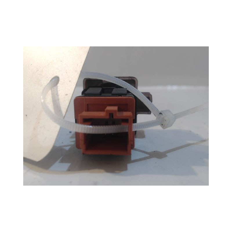 BOUTON DE WARNING CITROEN C4 04-08