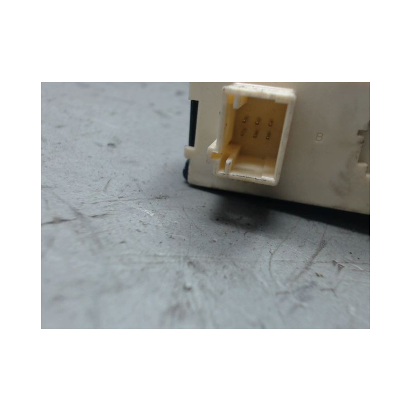 MECANISME+MOTEUR LEVE-GLACE AVANT GAUCHE PEUGEOT 307