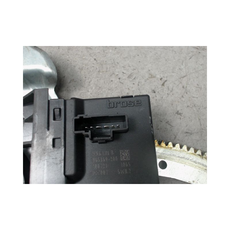 MECANISME+MOTEUR LEVE-GLACE AVANT DROIT RENAULT MEGANE
