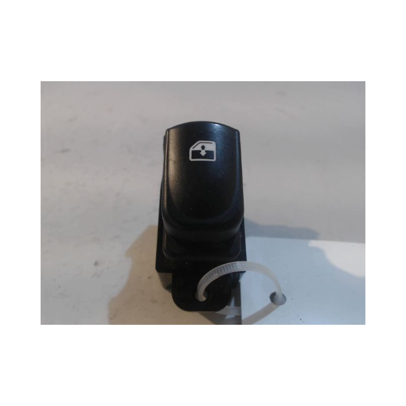 COMMANDE LEVE-GLACE PORTE AVD HYUNDAI I20