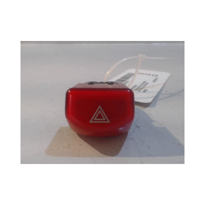 BOUTON DE WARNING NISSAN MICRA 2003-2005