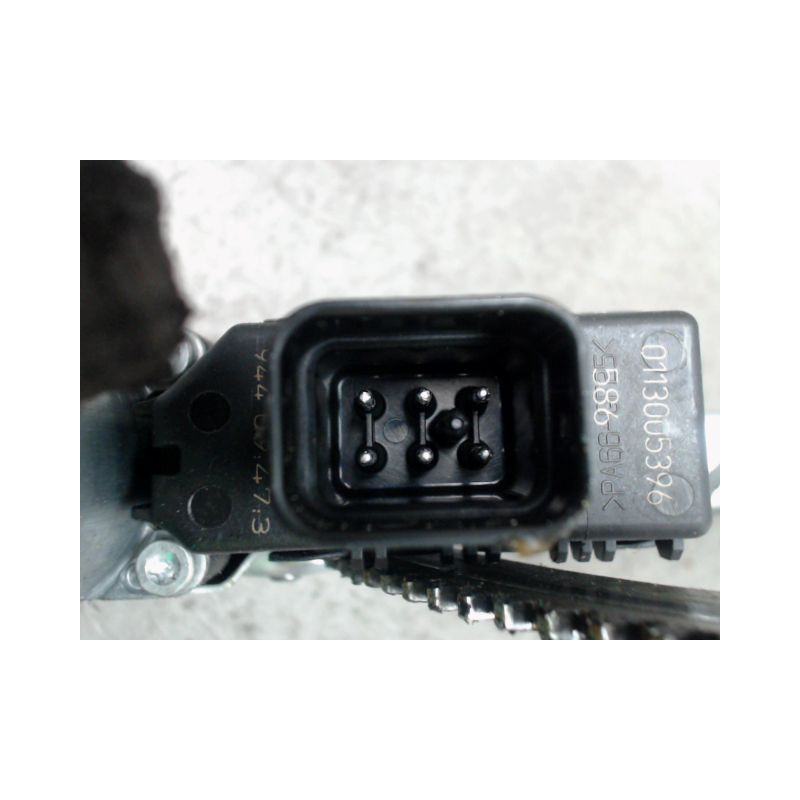 MECANISME+MOTEUR LEVE-GLACE AVANT DROIT OPEL ASTRA