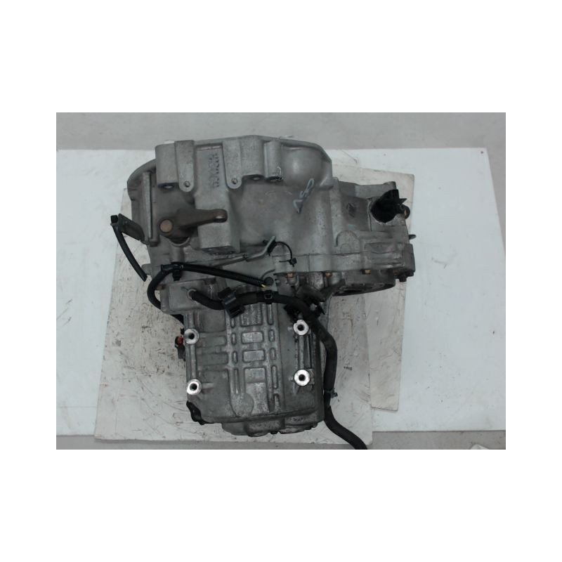 BOITE A VITESSE MECANIQUE NISSAN ALMERA TINO MONOSP. Phase 1 2000-2003 1.8