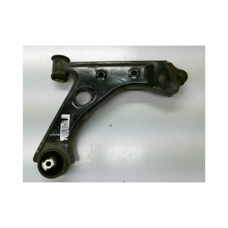 TRIANGLE INFERIEUR AVANT DROIT FIAT PUNTO 2003-