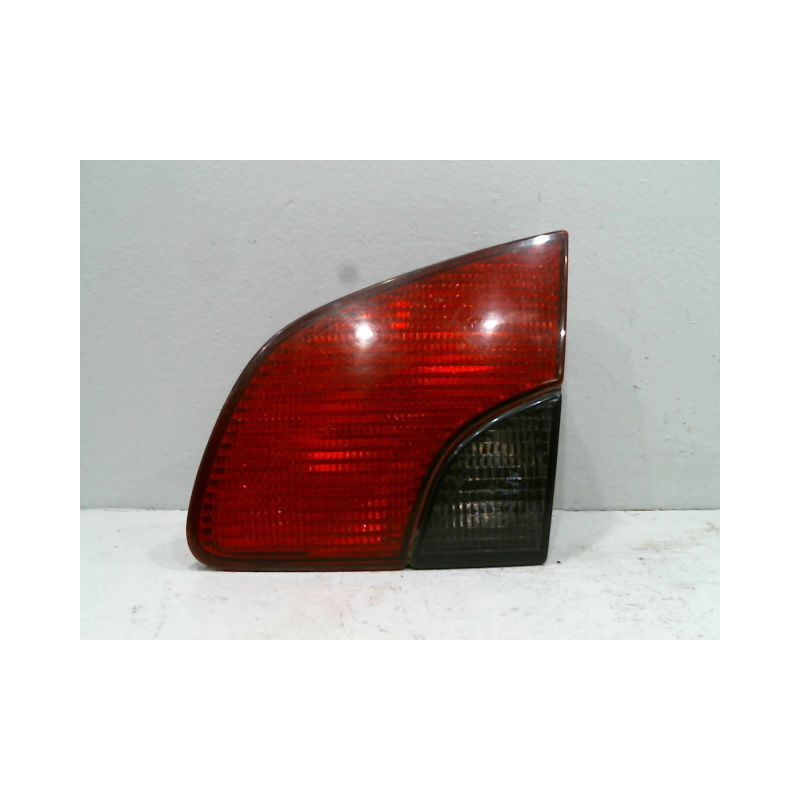 FEU ARRIERE INTERIEUR DROIT PEUGEOT 406 BREAK 96-99