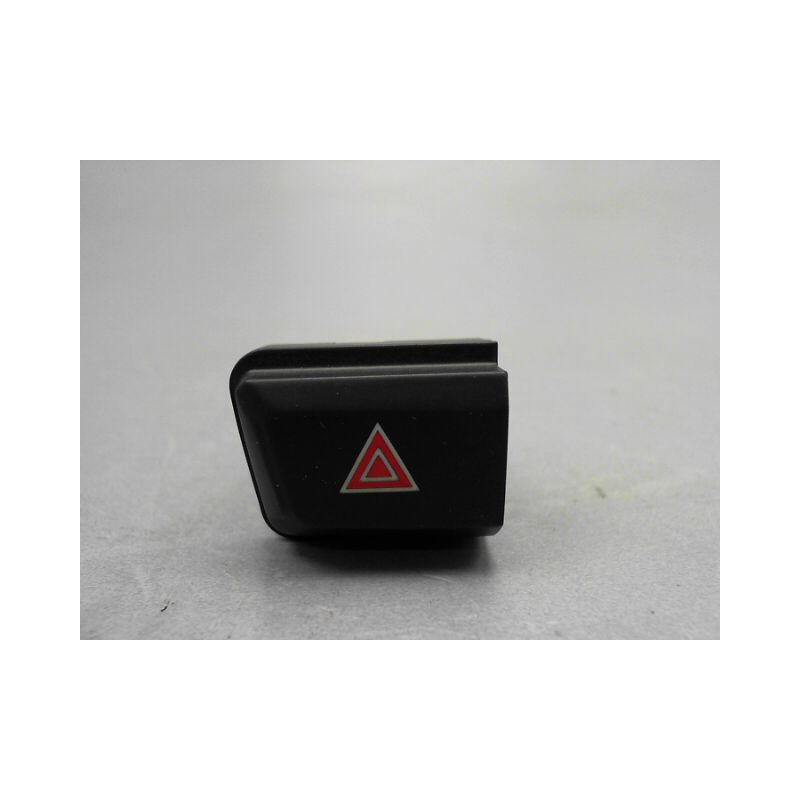 BOUTON DE WARNING PEUGEOT 208