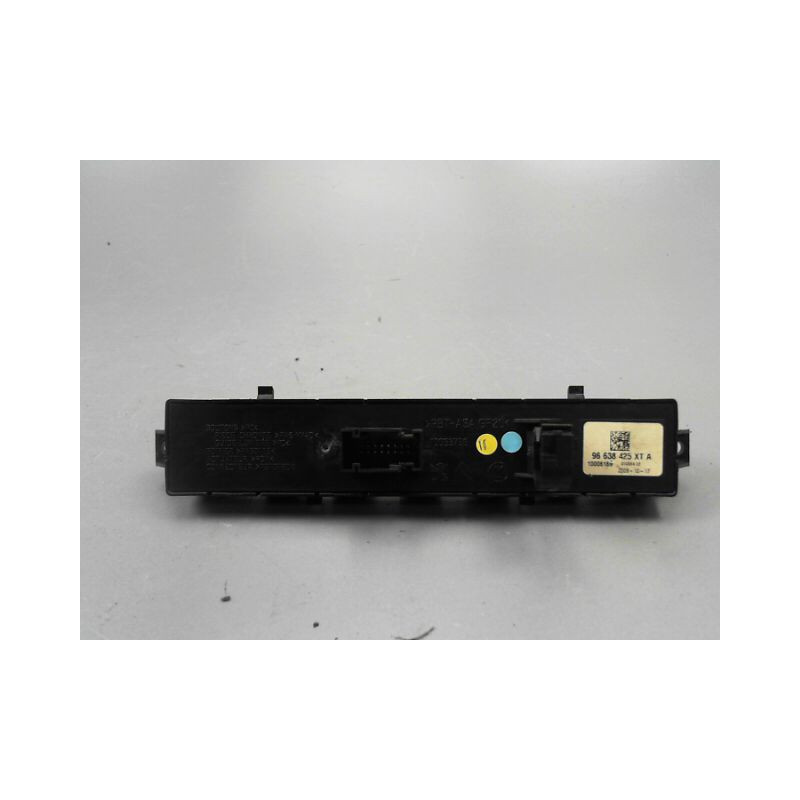 BOUTON DE WARNING PEUGEOT 3008
