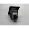 BOUTON DE WARNING TOYOTA YARIS