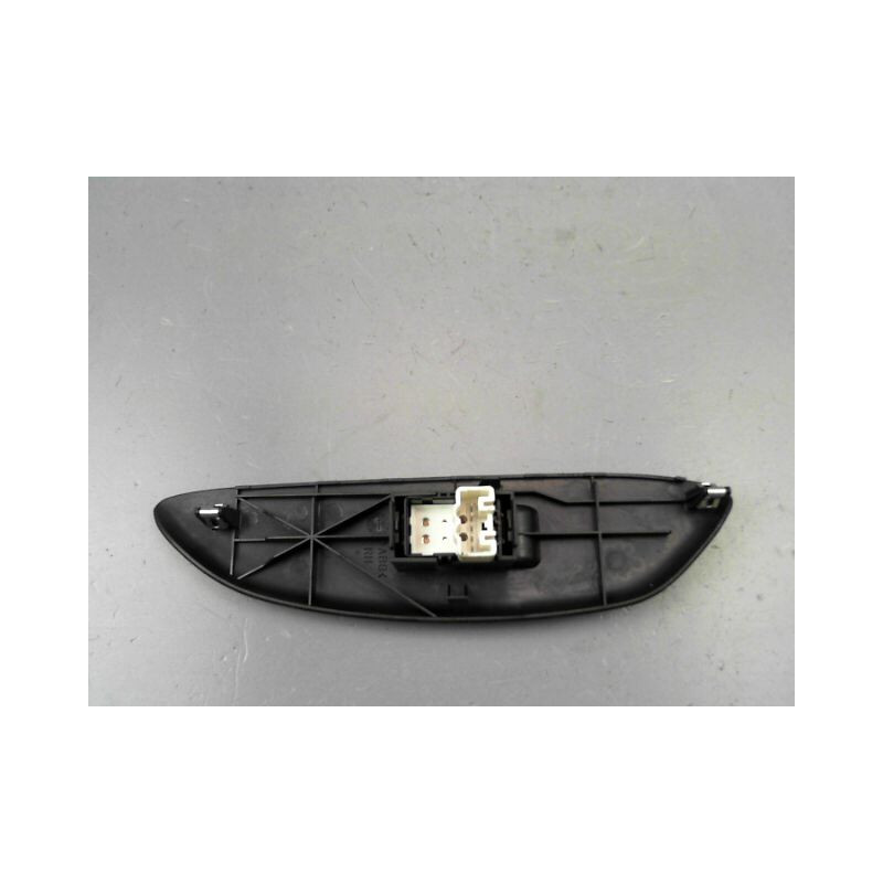 COMMANDE LEVE-GLACE PORTE AVD TOYOTA YARIS I Phase 2 2003-2005