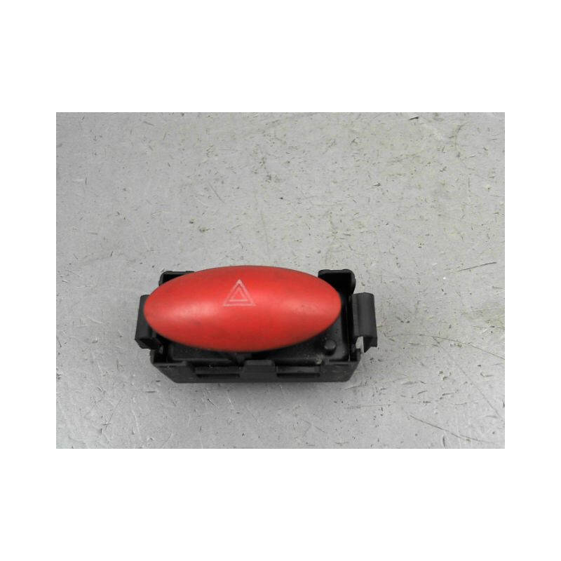 BOUTON DE WARNING RENAULT TWINGO