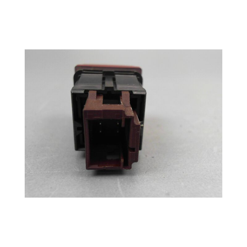 BOUTON DE WARNING PEUGEOT 206
