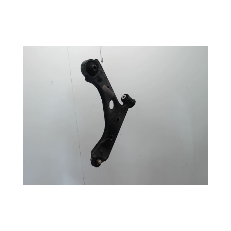 TRIANGLE INFERIEUR AVANT GAUCHE OPEL CORSA