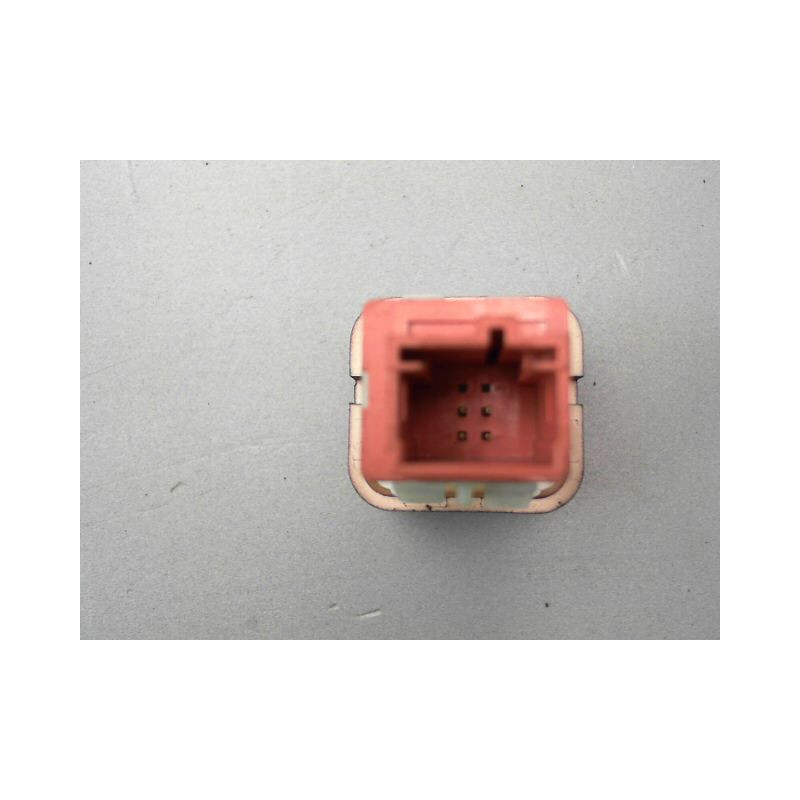 BOUTON DE WARNING PEUGEOT 407 BERL. Phase 2 2008-2011