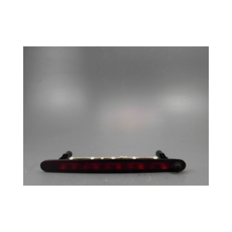 FEUX STOP SUPPLEMENTAIRE SUZUKI SWIFT III 2005-2011