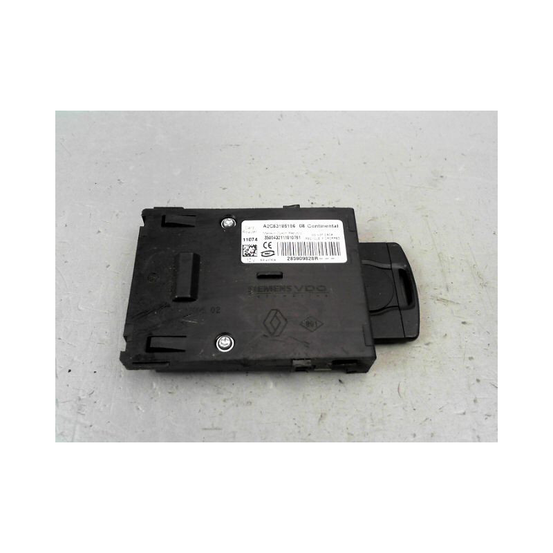 LECTEUR DE CARTE RENAULT MEGANE CC 2P III Phase 1 2010-2014