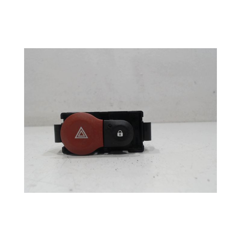 BOUTON DE WARNING RENAULT CLIO
