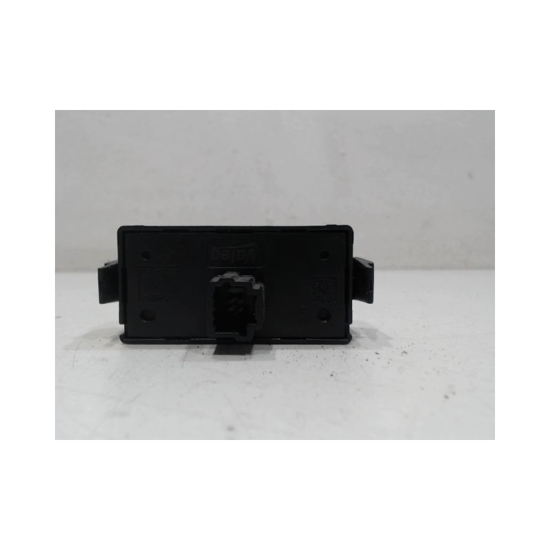 BOUTON DE WARNING RENAULT CLIO