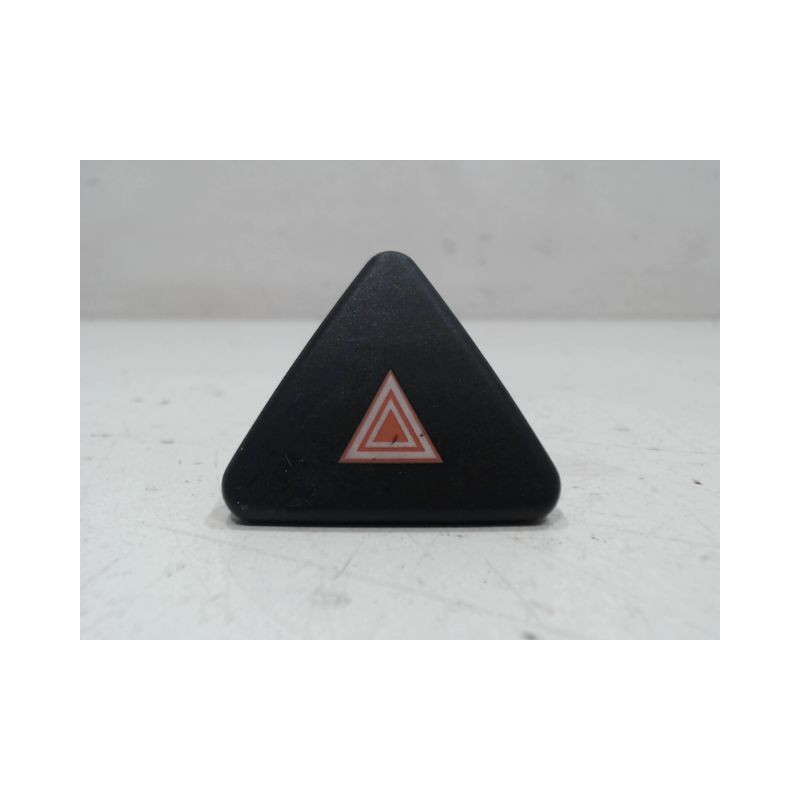 BOUTON DE WARNING FORD FIESTA