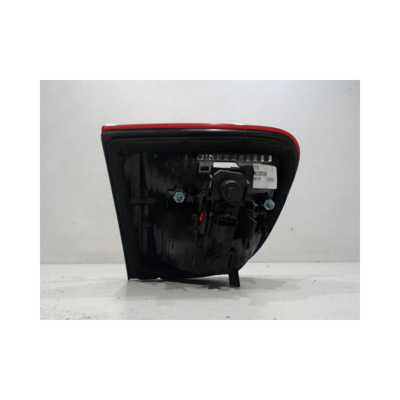 FEU ARRIERE INTERIEUR DROIT SEAT LEON