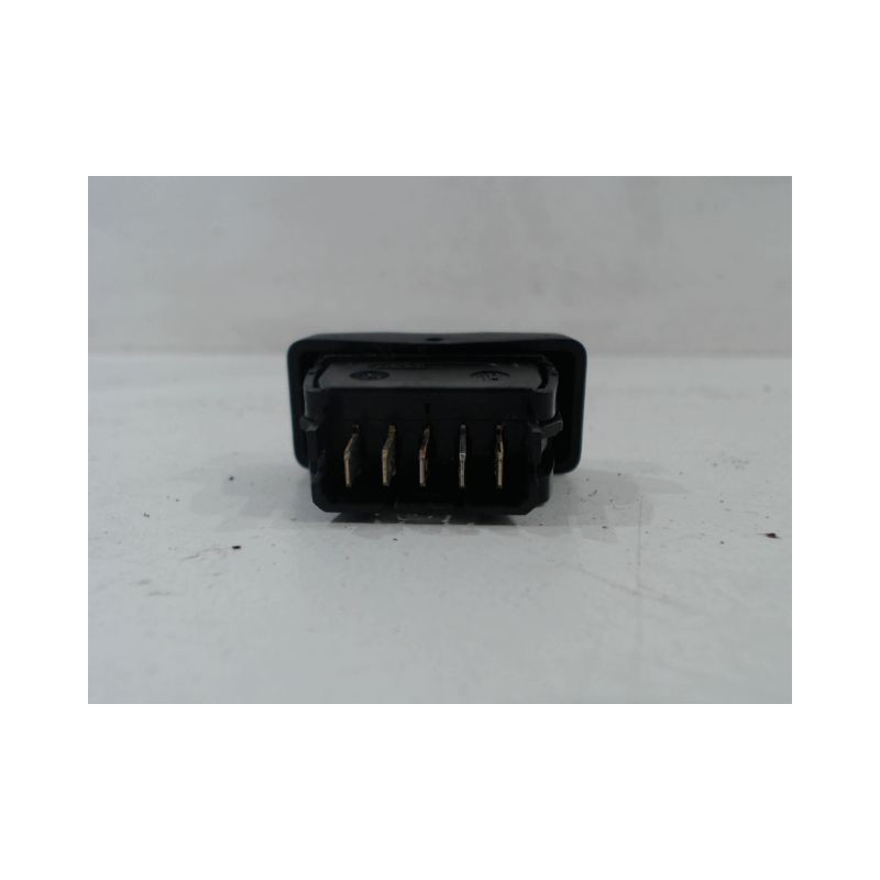 COMMANDE LEVE-GLACE PORTE AVD DACIA LOGAN