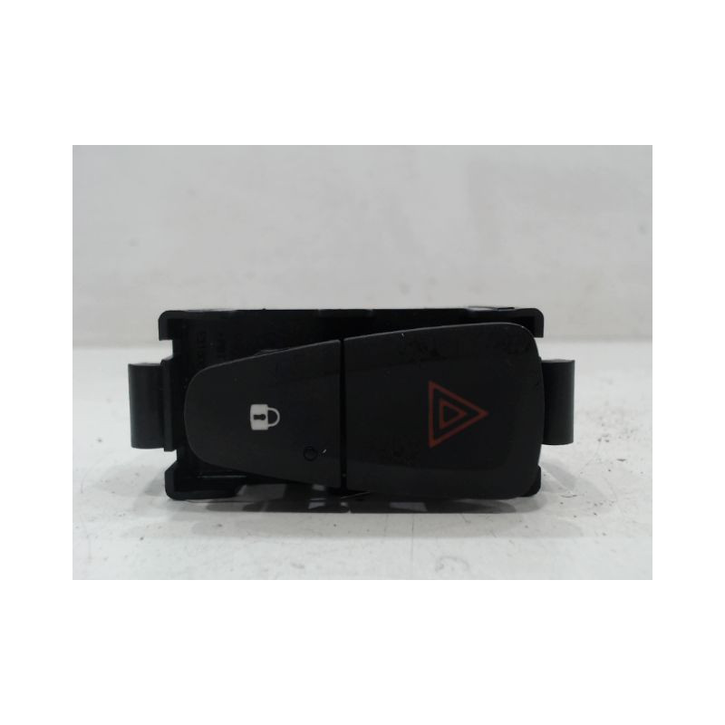 BOUTON DE WARNING RENAULT MEGANE