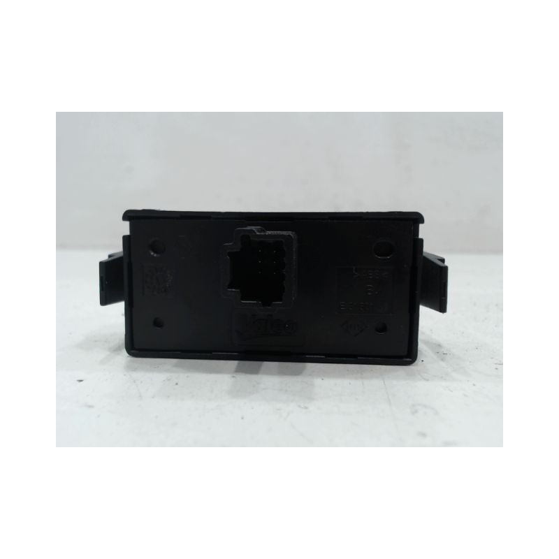 BOUTON DE WARNING RENAULT MEGANE