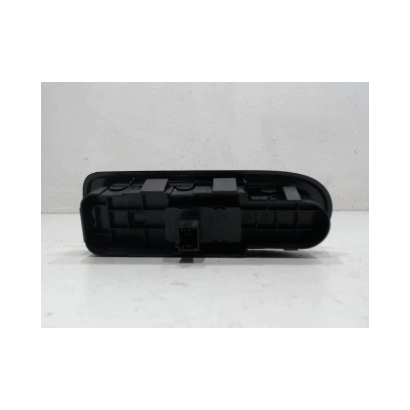COMMANDE LEVE-GLACE PORTE AVD PEUGEOT 308