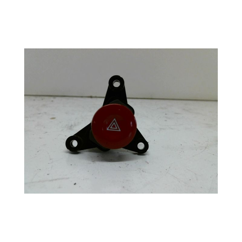 BOUTON DE WARNING CHEVROLET MATIZ