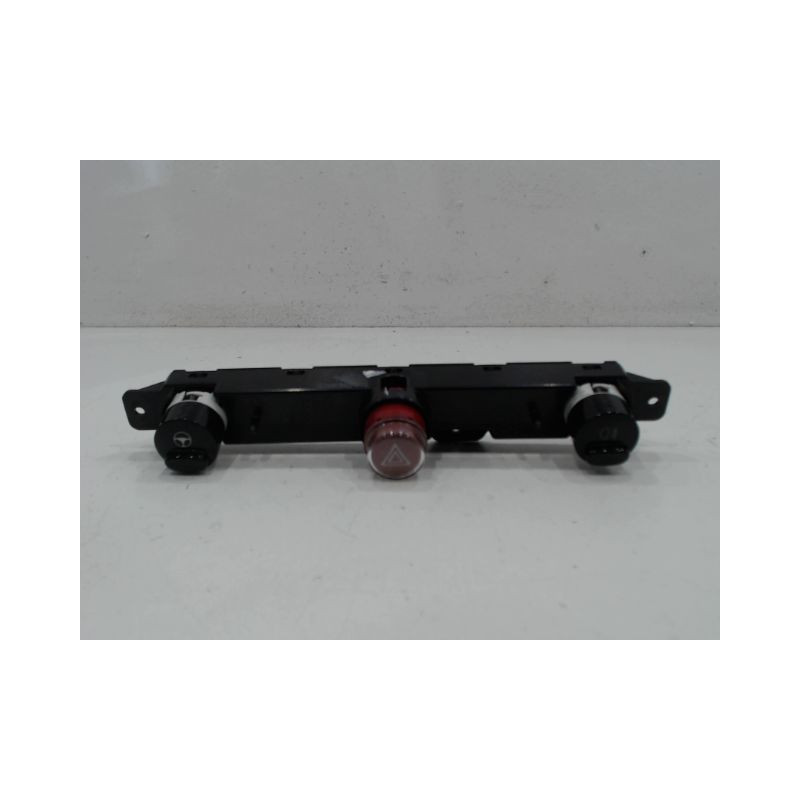 BOUTON DE WARNING FIAT 500
