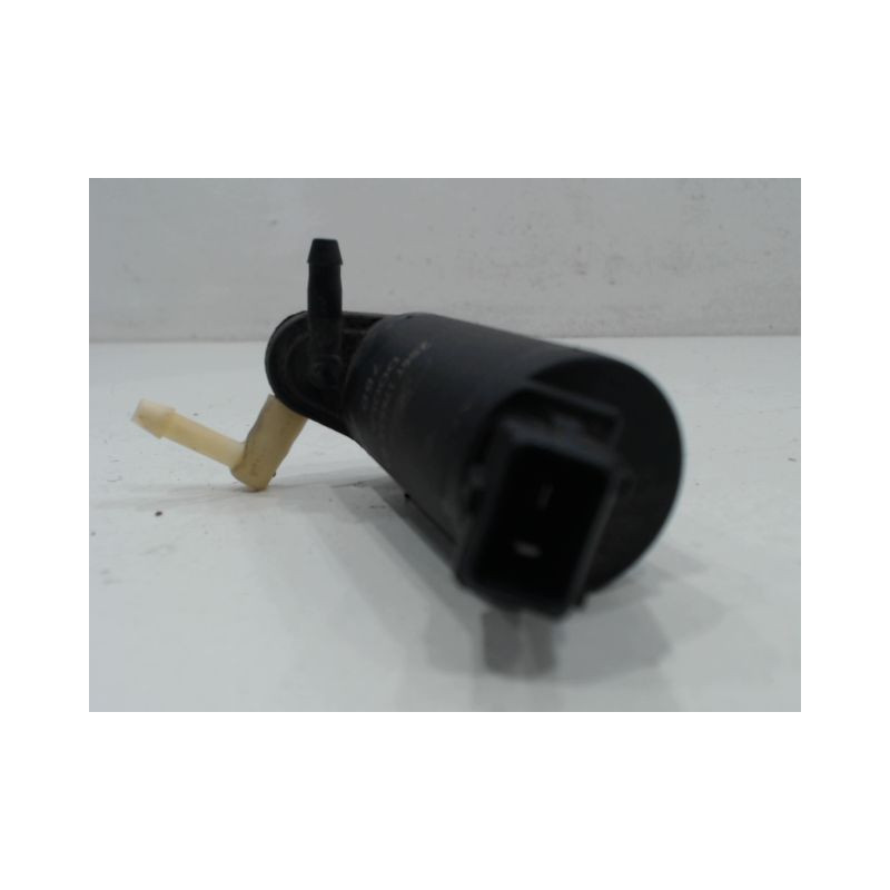 POMPE LAVE-GLACE AVANT MAZDA 2