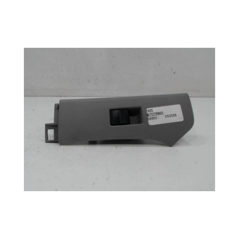 COMMANDE LEVE-GLACE PORTE AVD TOYOTA YARIS
