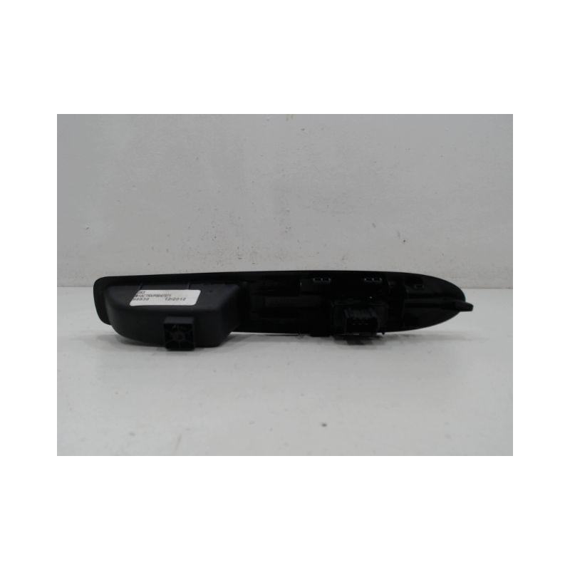 COMMANDE LEVE-GLACE PORTE AVD CITROEN DS3