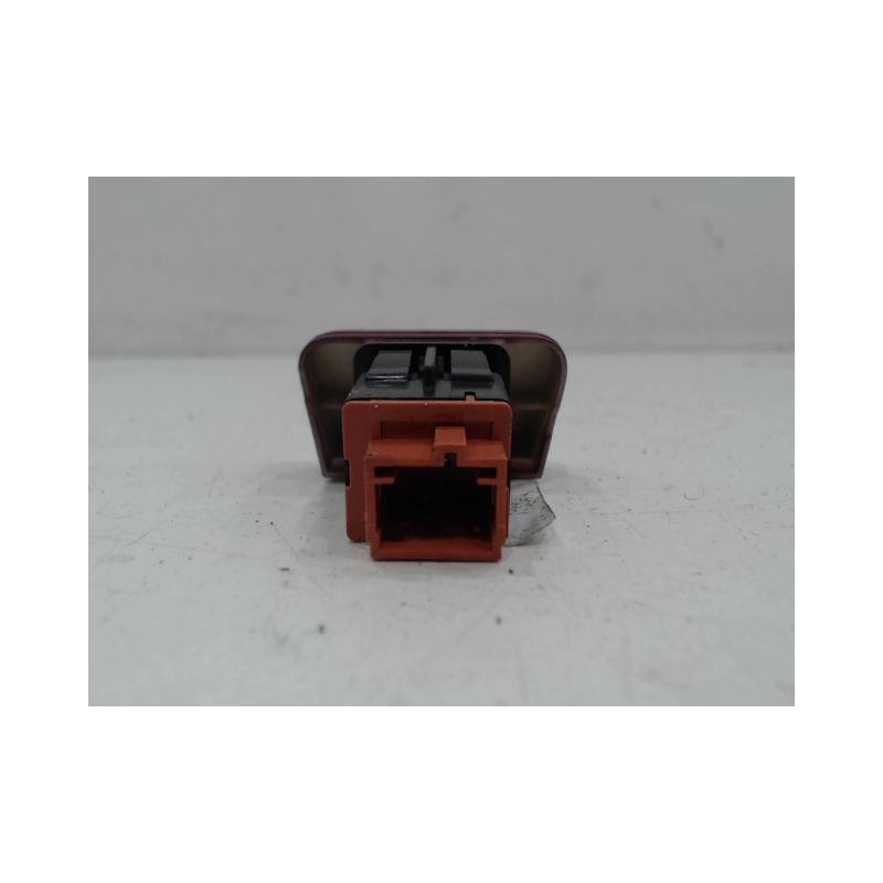 BOUTON DE WARNING CITROEN C4