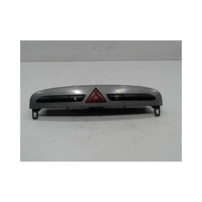 BOUTON DE WARNING PEUGEOT 308